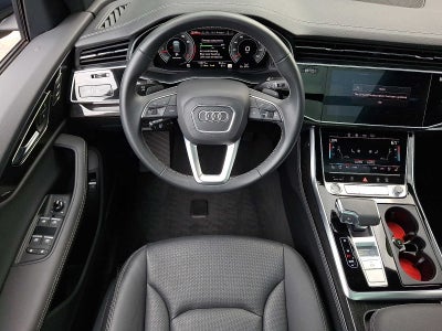 2025 Audi Q8 Premium Plus 55 TFSI quattro