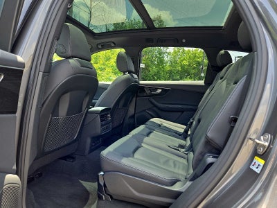 2025 Audi Q7 Premium Plus 55 TFSI quattro