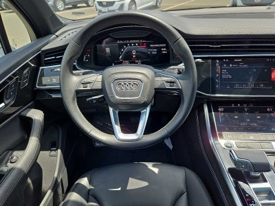 2025 Audi Q7 Premium Plus 55 TFSI quattro
