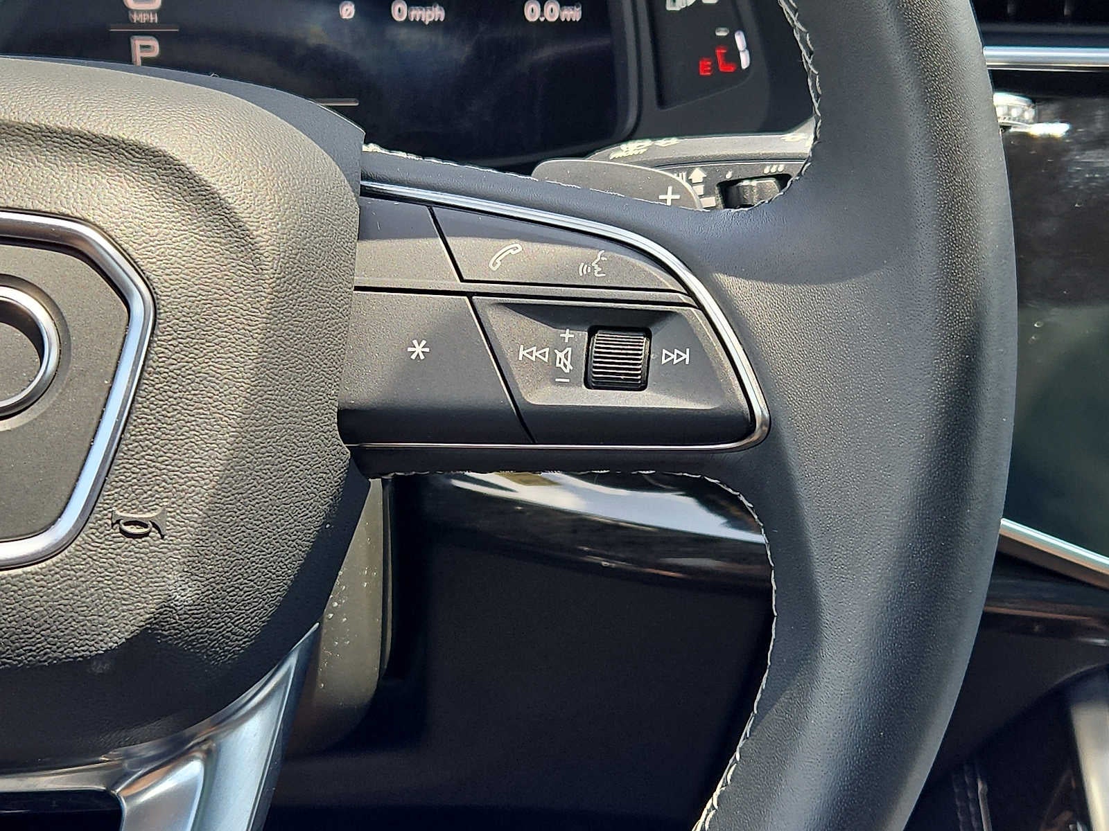 2025 Audi Q7 Premium Plus 55 TFSI quattro