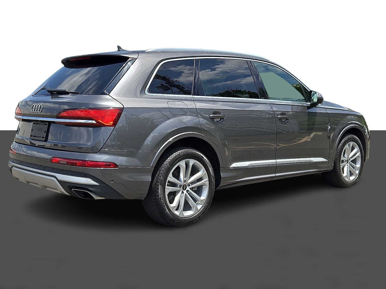 2025 Audi Q7 Premium Plus 55 TFSI quattro