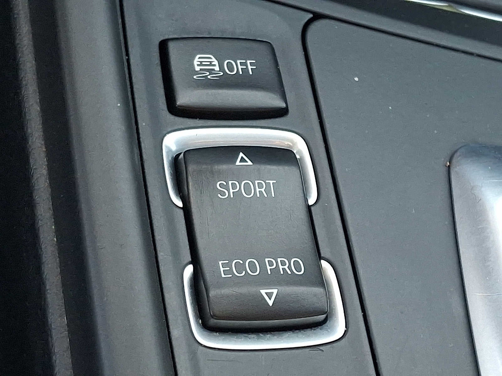 2013 BMW 3 Series 4dr Sdn 328i xDrive AWD SULEV