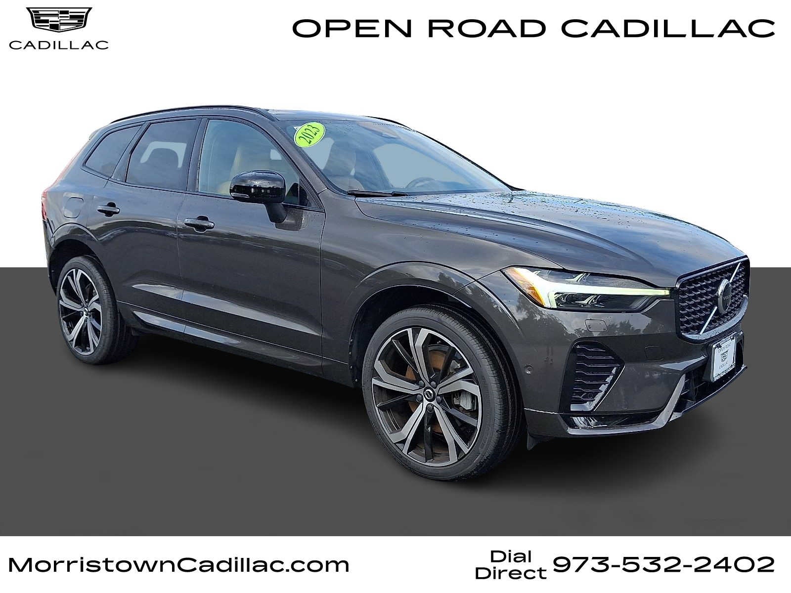 2023 Volvo XC60 B6 AWD Ultimate Dark Theme