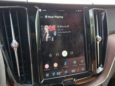 2023 Volvo XC60 B6 AWD Ultimate Dark Theme