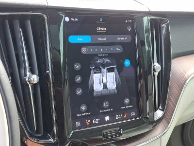 2022 Volvo XC60 B5 AWD Momentum