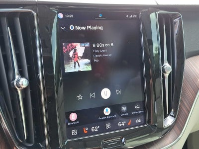 2022 Volvo XC60 B5 AWD Momentum