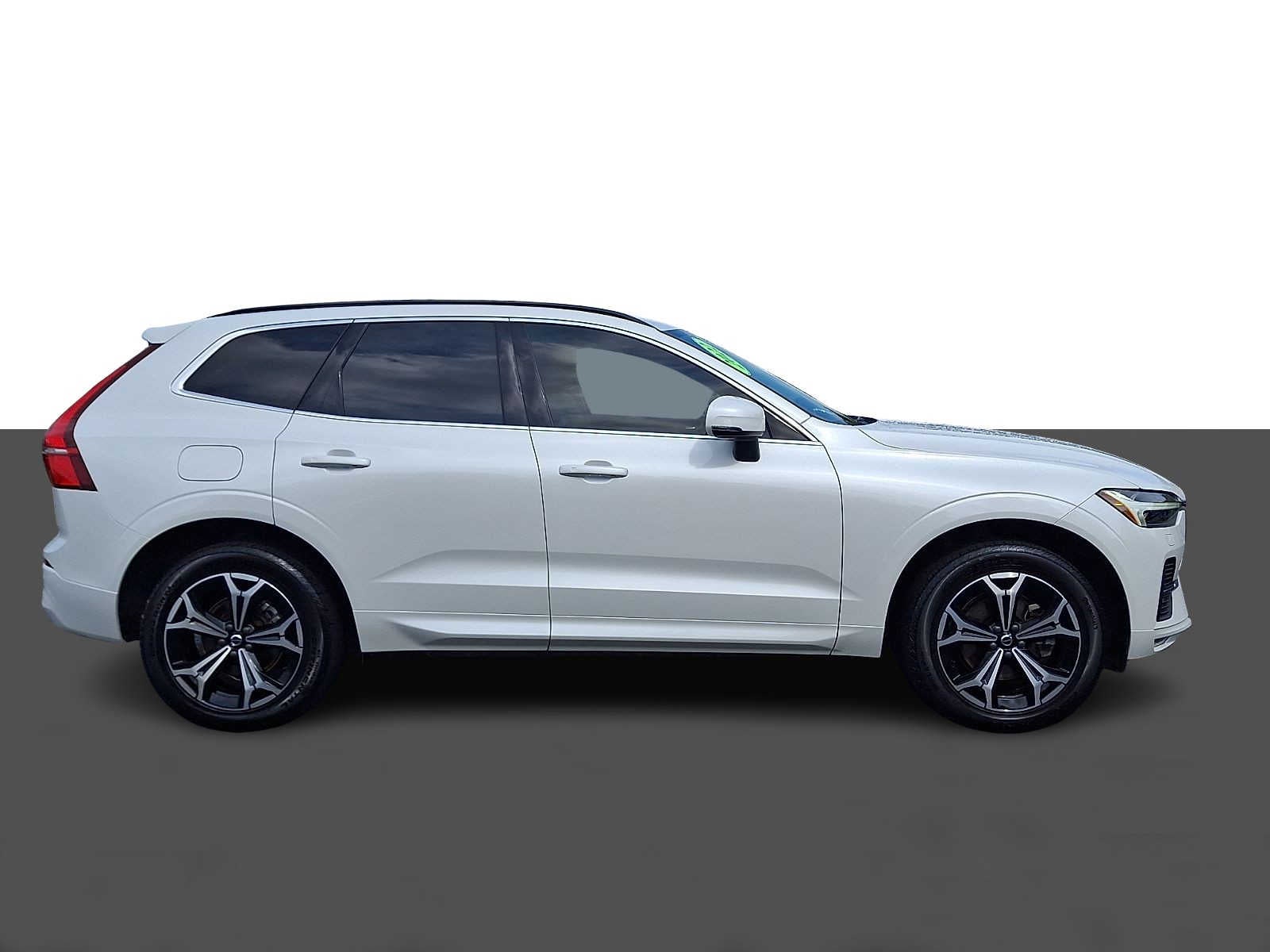 2022 Volvo XC60 B5 AWD Momentum
