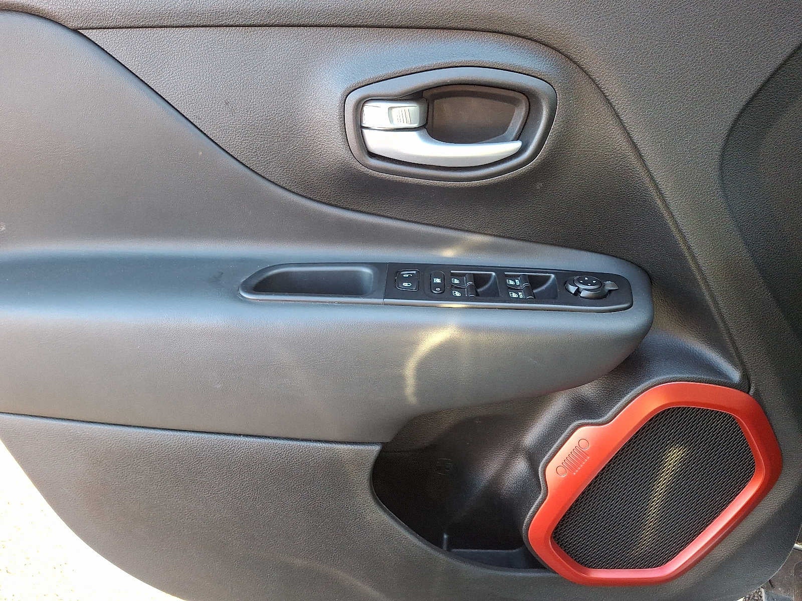 2023 Jeep Renegade Trailhawk 4x4