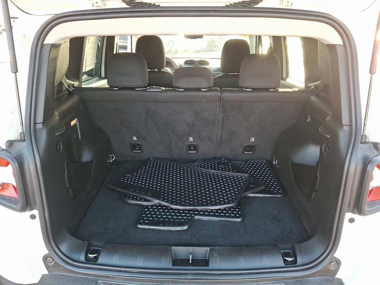 2023 Jeep Renegade Trailhawk 4x4