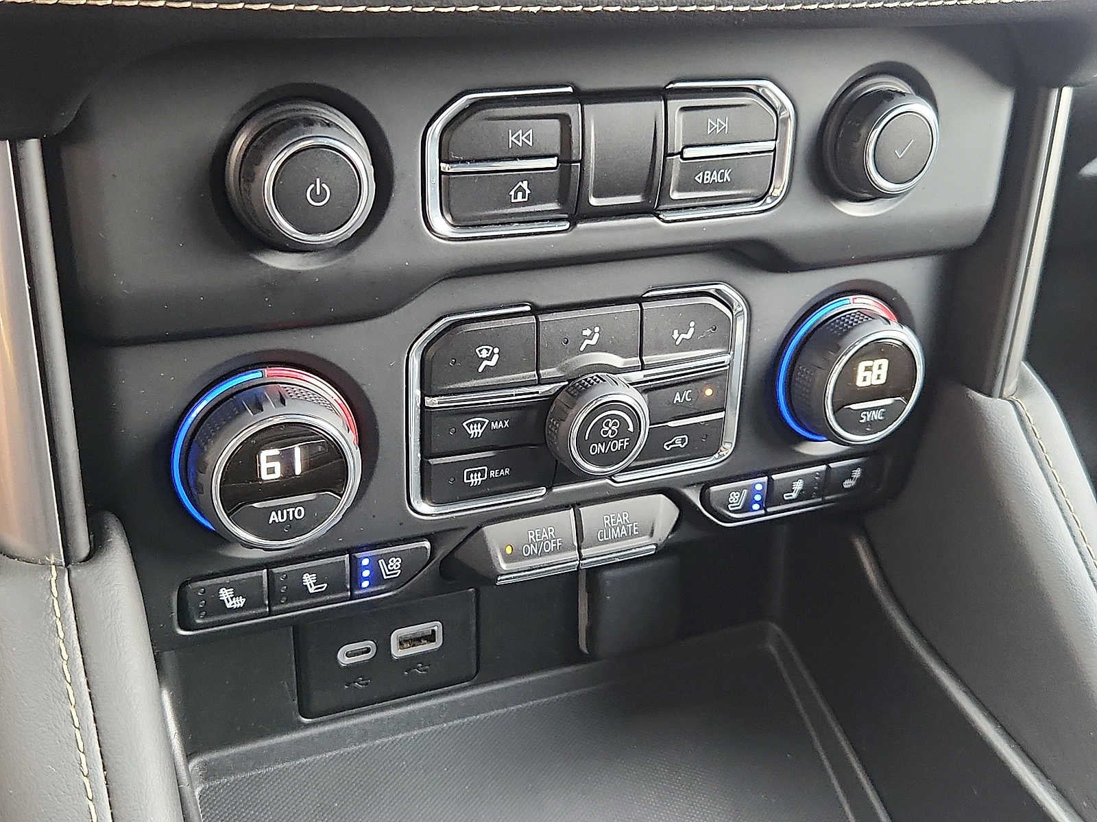 2024 Chevrolet Tahoe Premier