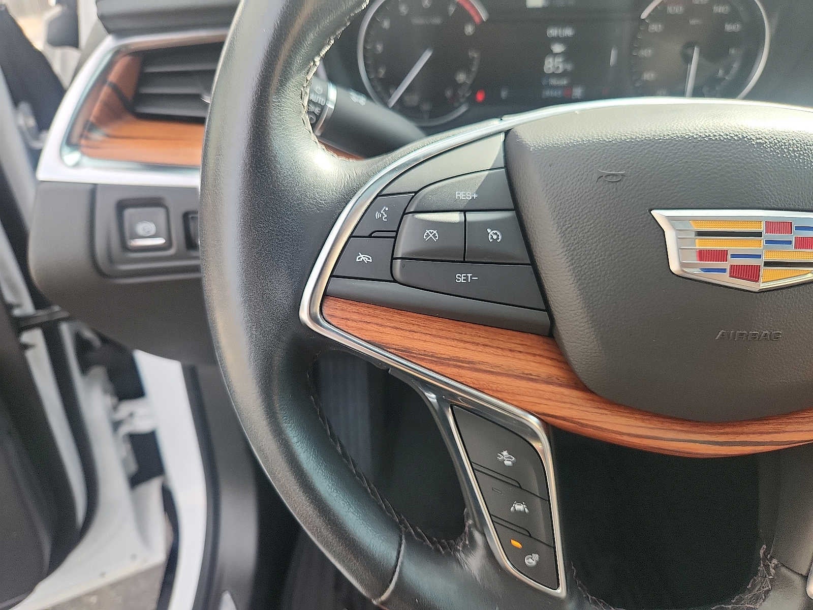 2023 Cadillac XT5 AWD Premium Luxury