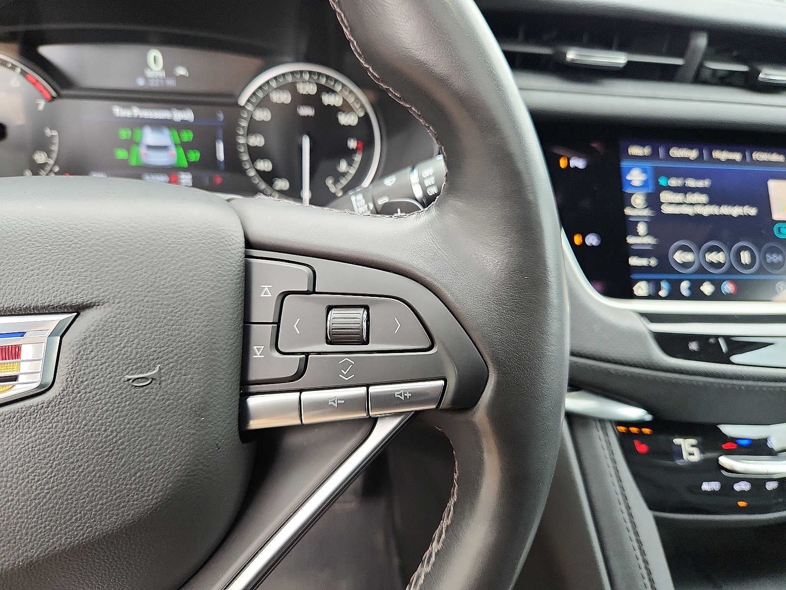 2024 Cadillac XT6 AWD Luxury