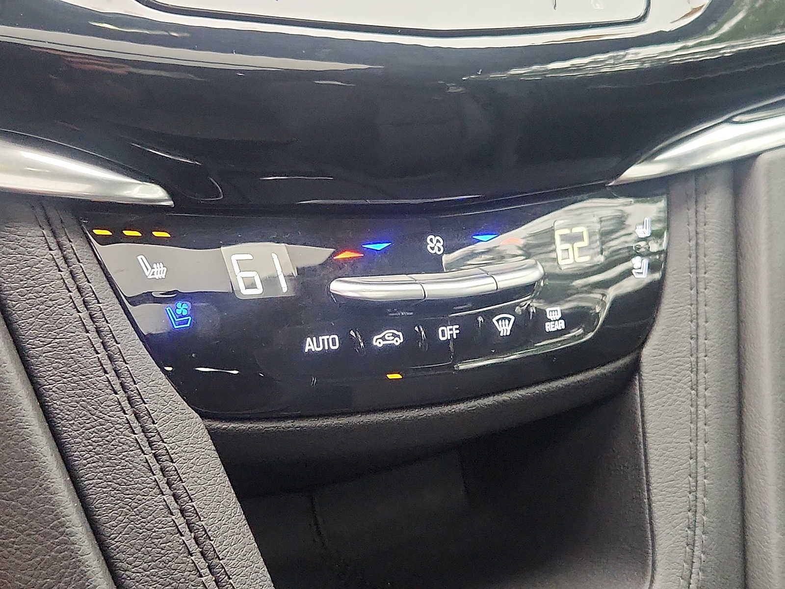 2023 Cadillac XT6 AWD Sport