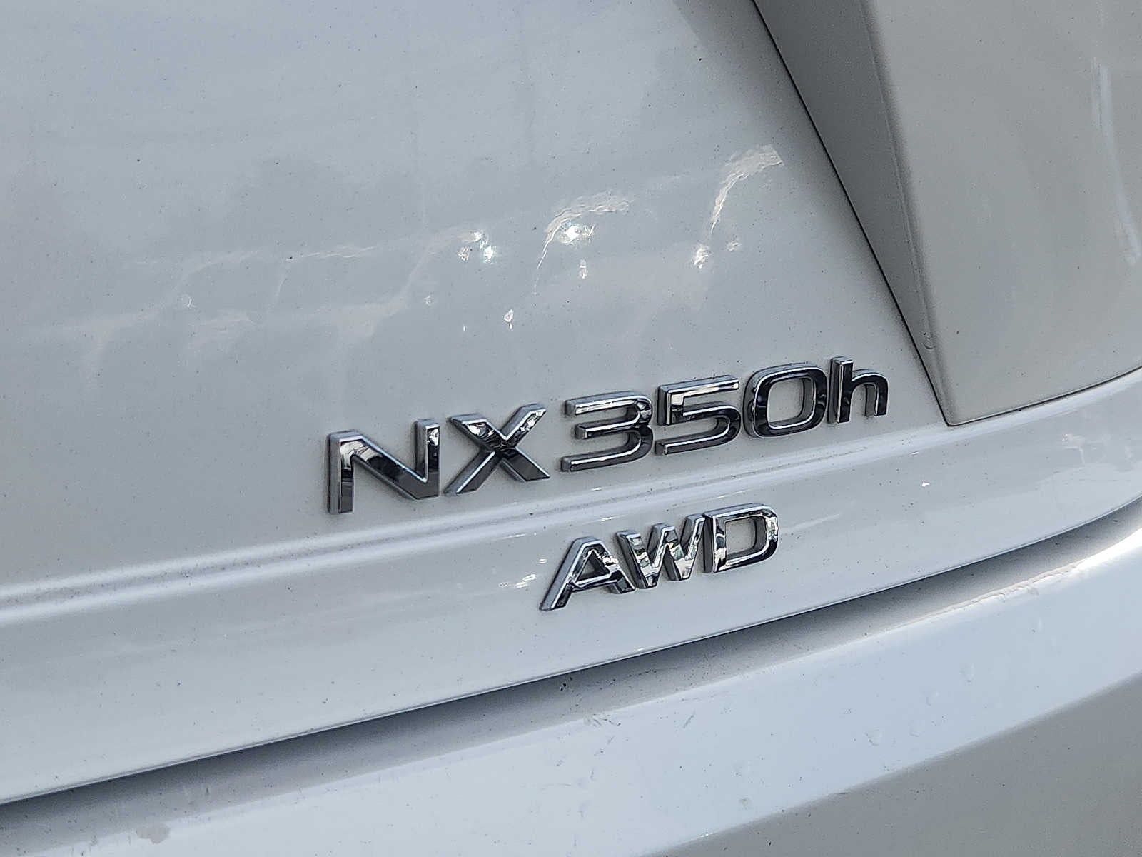 2022 Lexus NX 350h 