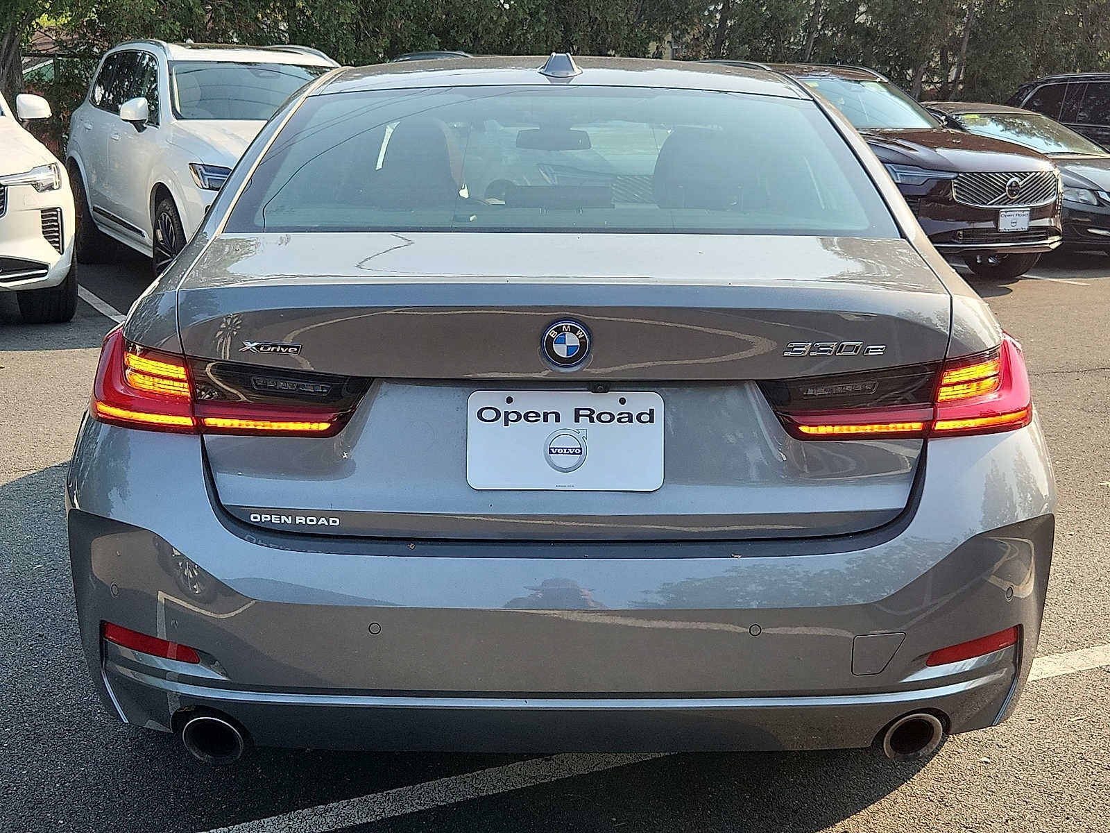 2023 BMW 330e xDrive 330e xDrive