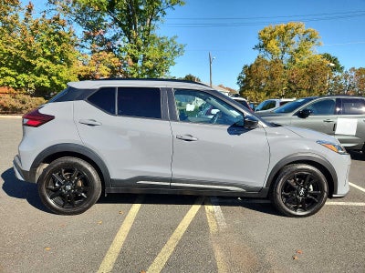 2023 Nissan Kicks SR