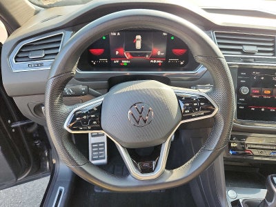 2022 Volkswagen Tiguan SE R-Line Black