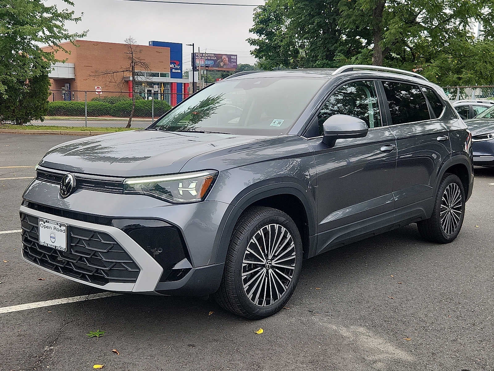 2025 Volkswagen Taos SE