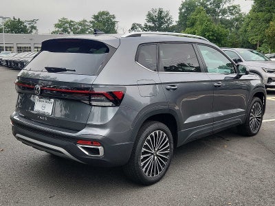 2025 Volkswagen Taos SE