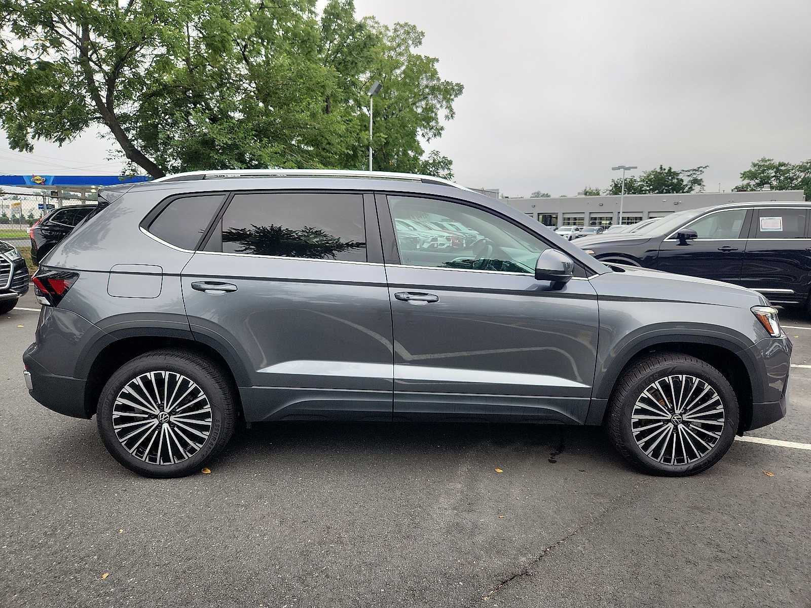 2025 Volkswagen Taos SE