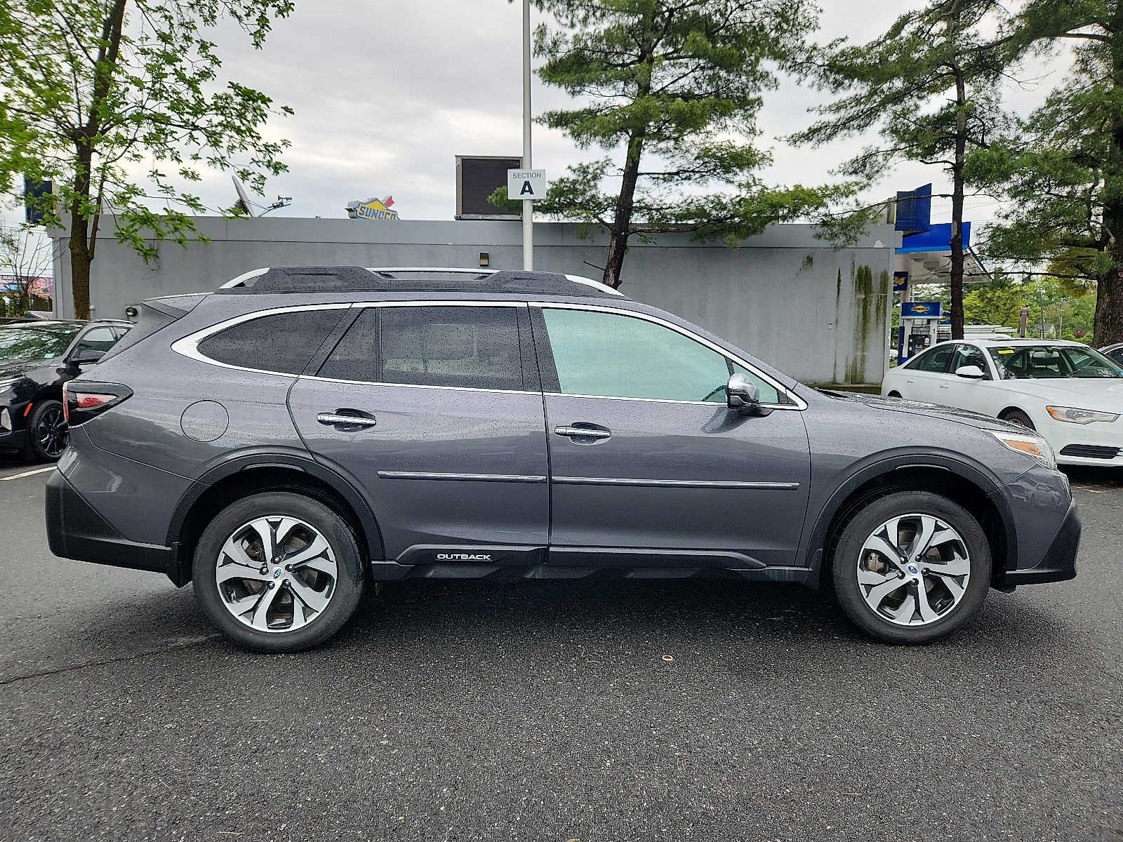 2020 Subaru Outback Touring