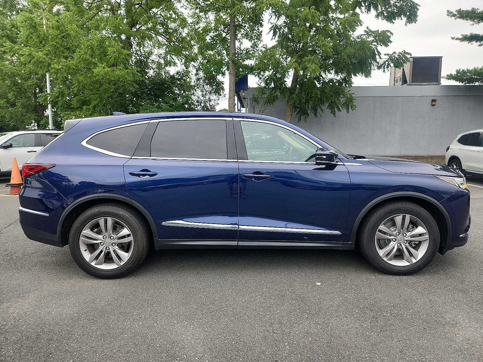 2023 Acura MDX Base