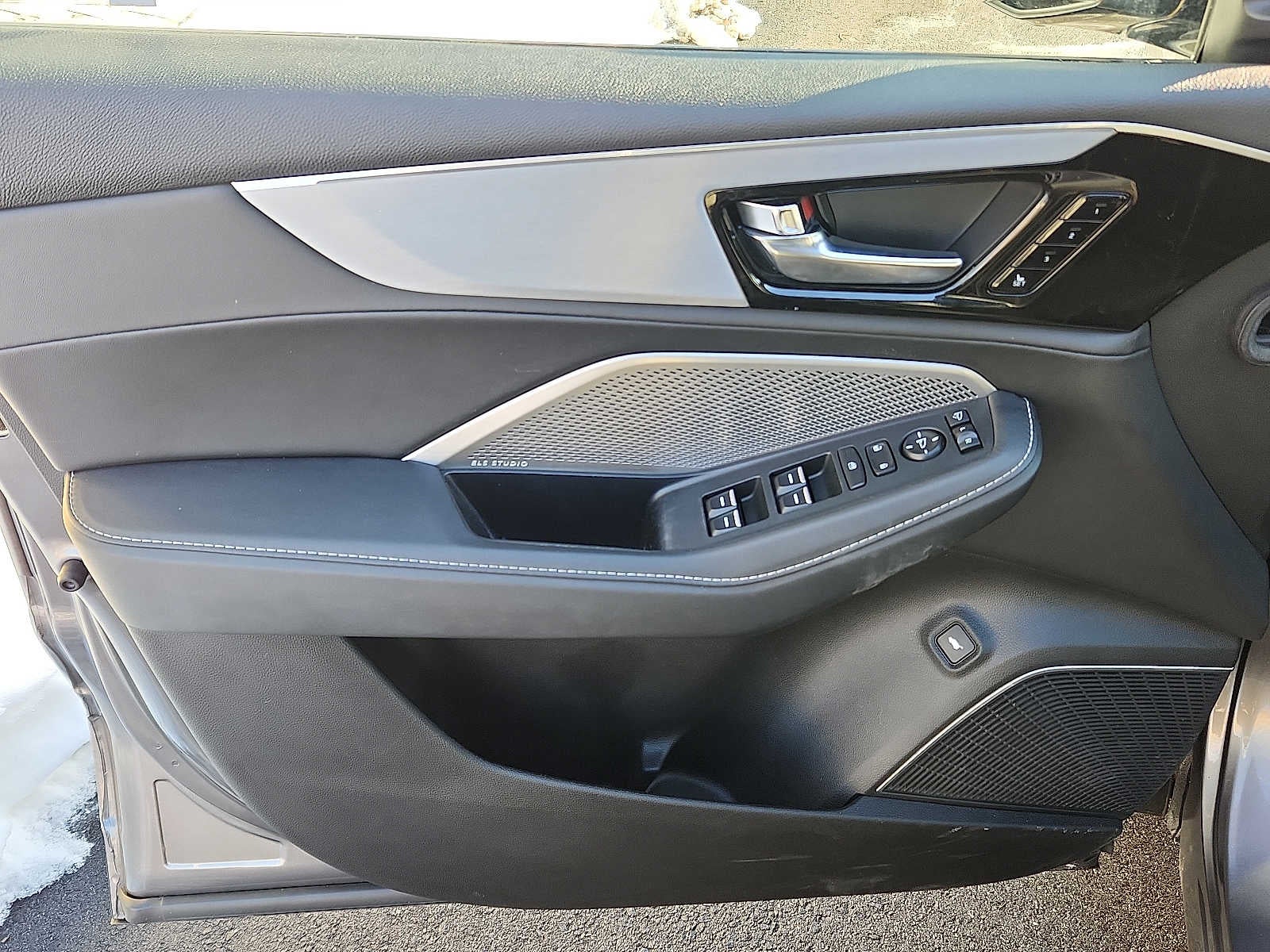 2023 Acura MDX w/Technology Package