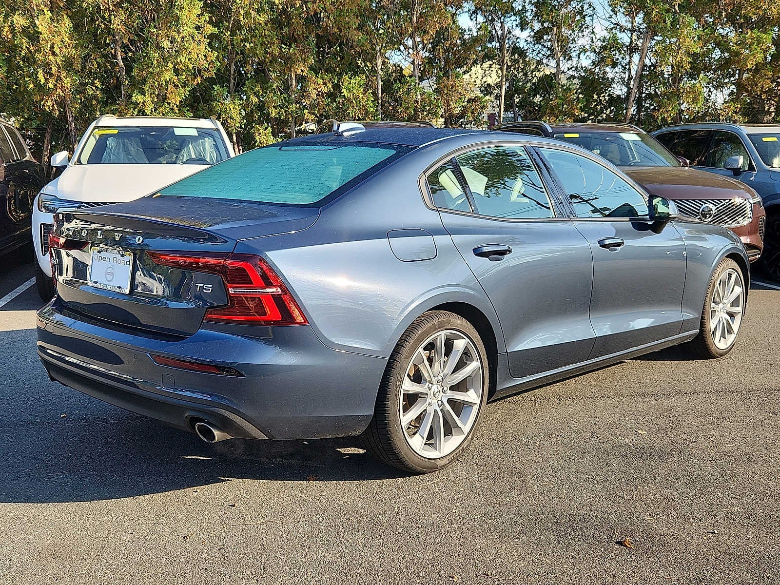 2020 Volvo S60 Momentum
