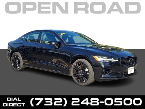 2024 Volvo S60 Recharge Plug-In Hybrid Plus Black Edition