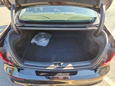 2024 Volvo S60 Recharge Plug-In Hybrid Plus Black Edition