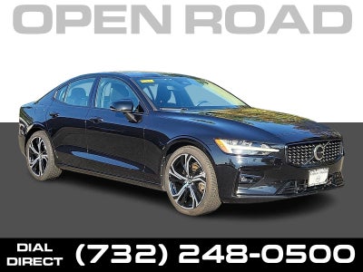 2024 Volvo S60 Core Dark Theme