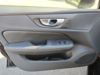2024 Volvo S60 Core Dark Theme