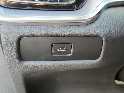 2024 Volvo S60 Core Dark Theme