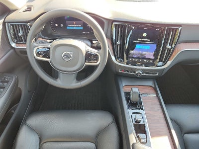 2024 Volvo S60 Plus Dark Theme