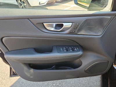 2024 Volvo S60 Plus Dark Theme