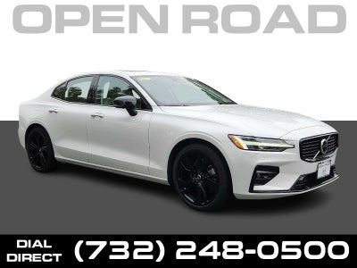 2024 Volvo S60 Ultimate Dark Theme
