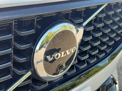 2024 Volvo S60 Ultimate Dark Theme