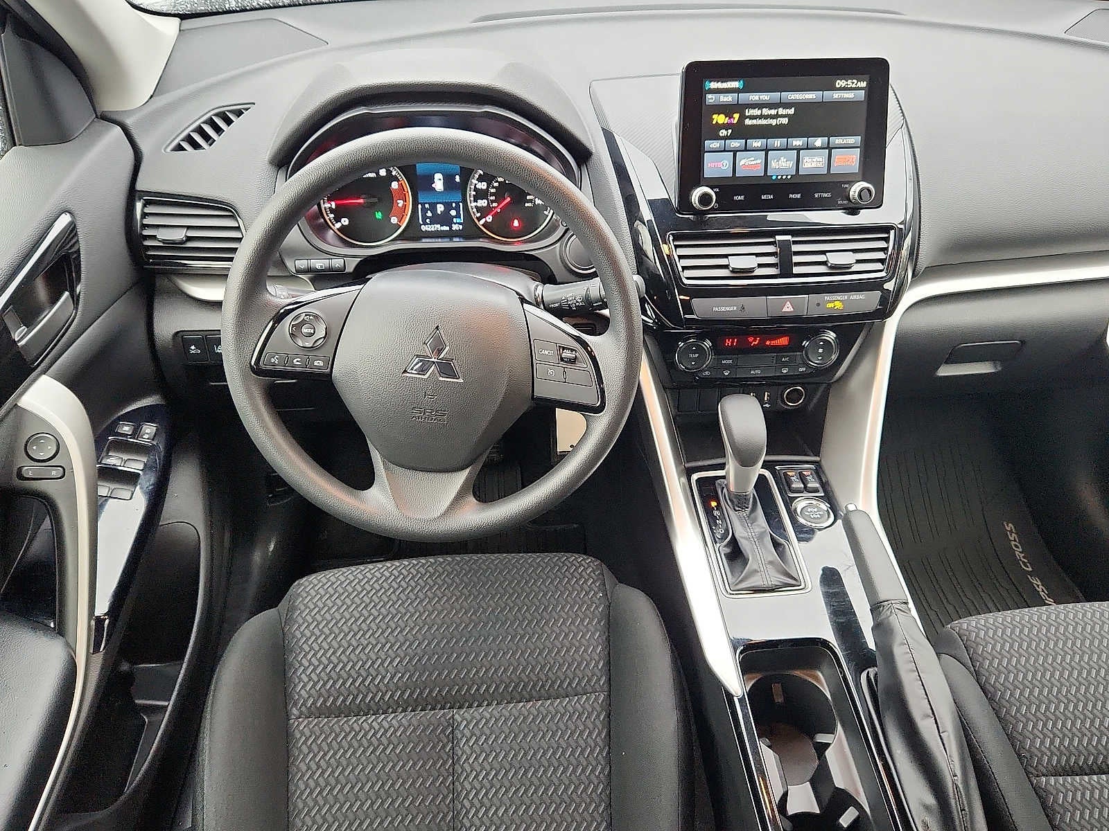 2023 Mitsubishi Eclipse Cross LE