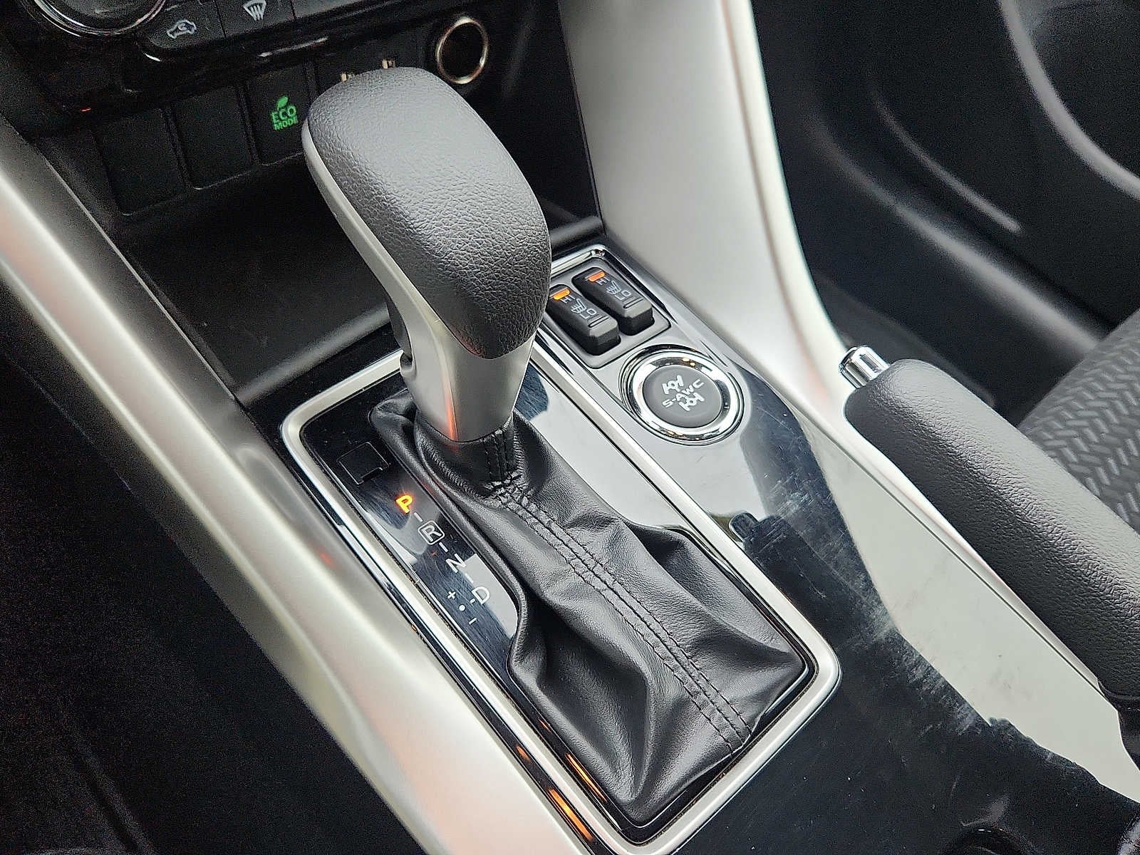 2023 Mitsubishi Eclipse Cross LE