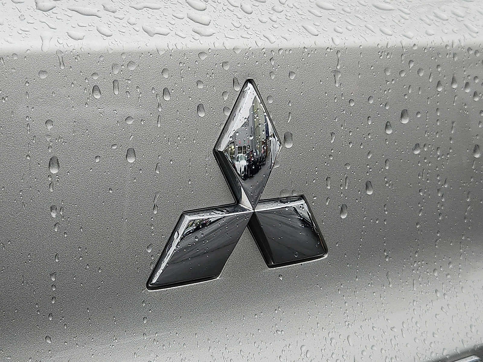 2023 Mitsubishi Eclipse Cross LE