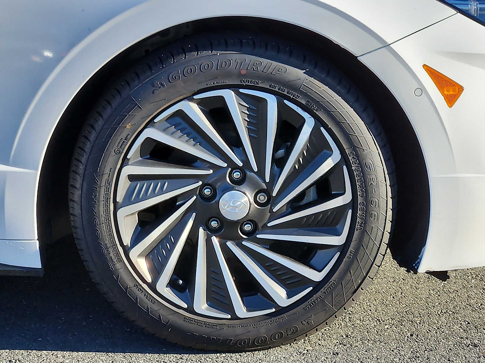 2023 Hyundai Sonata Hybrid Limited
