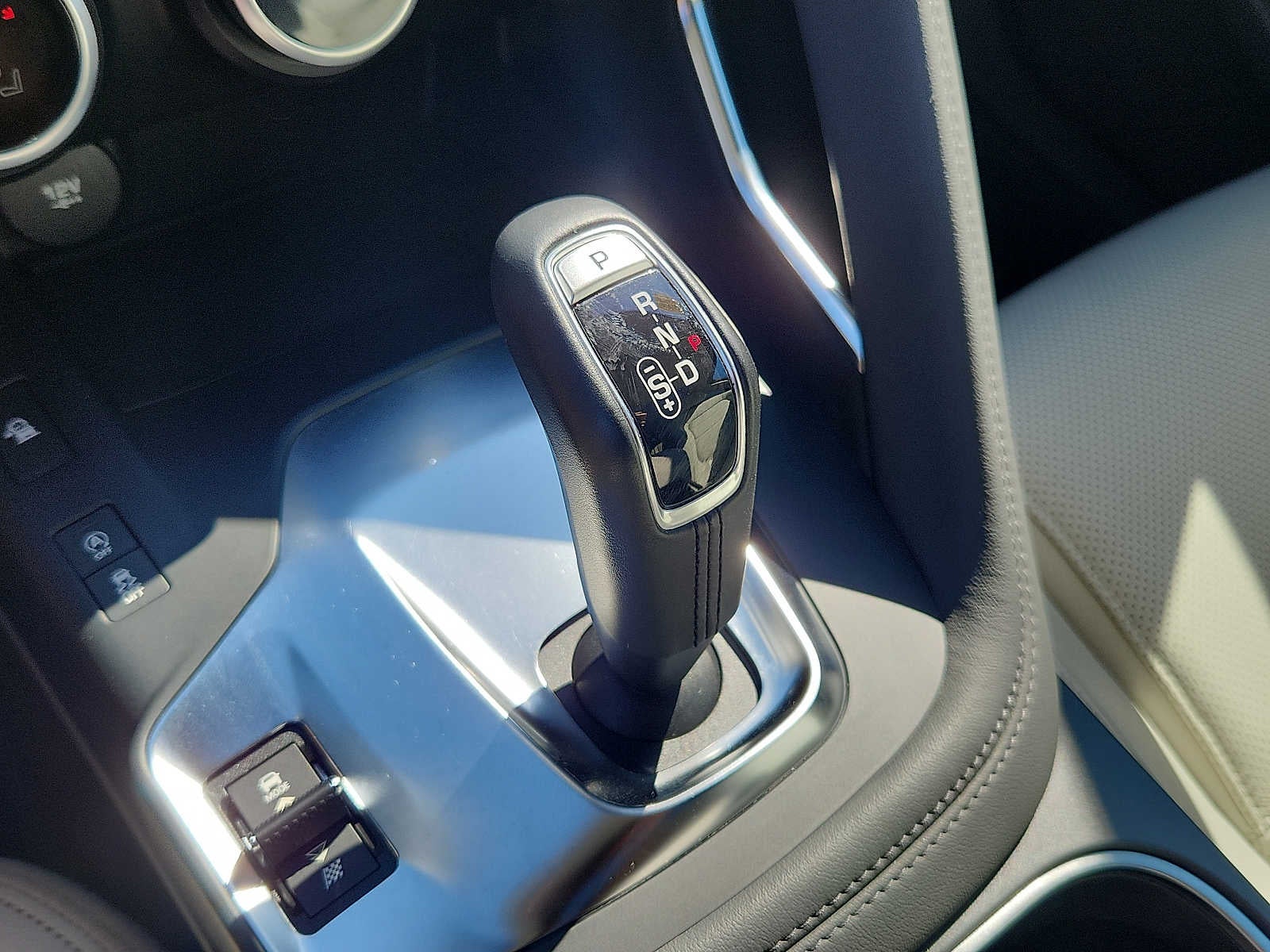 2020 Jaguar E-PACE SE