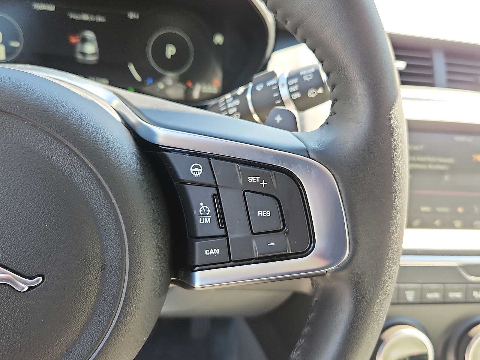 2020 Jaguar E-PACE SE