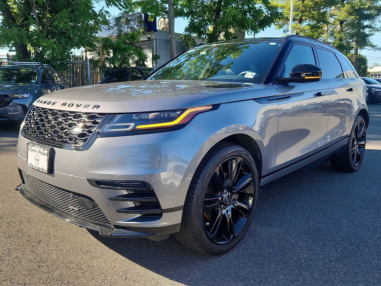 2023 Land Rover Range Rover Velar R-Dynamic S