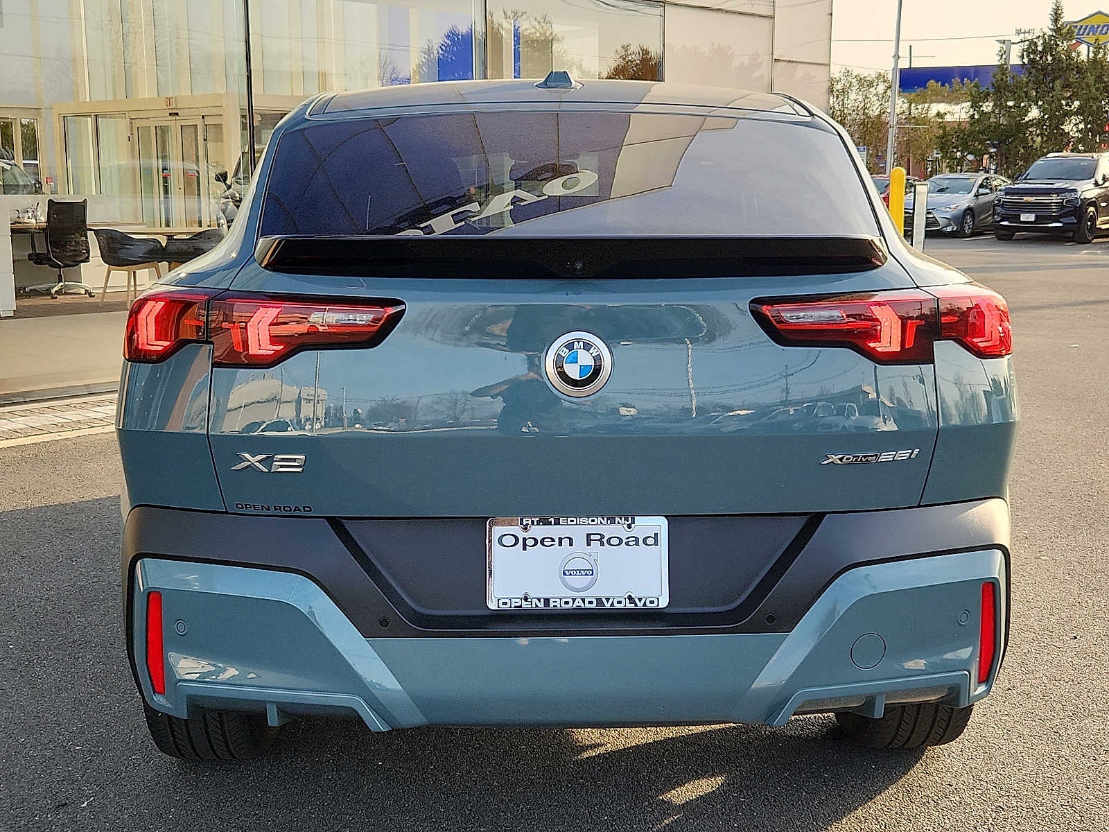 2025 BMW X2 xDrive28i xDrive28i