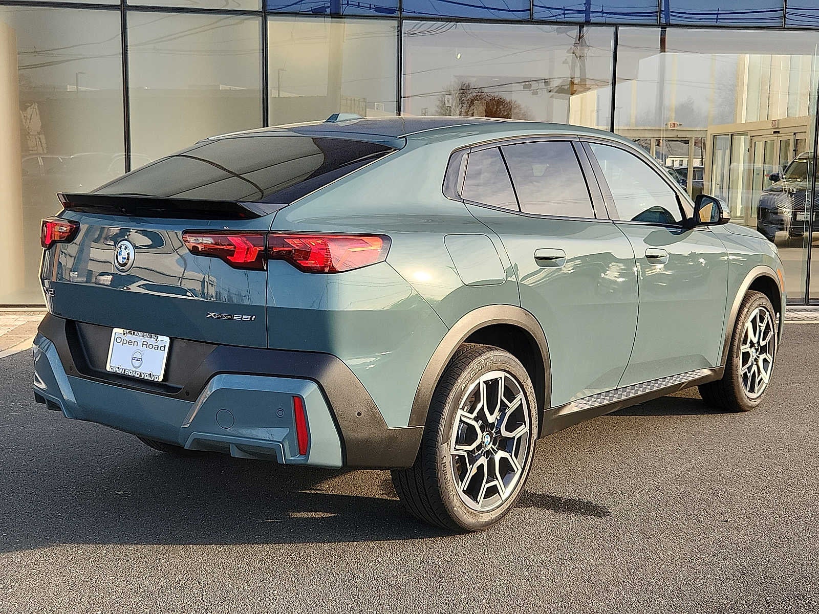 2025 BMW X2 xDrive28i xDrive28i