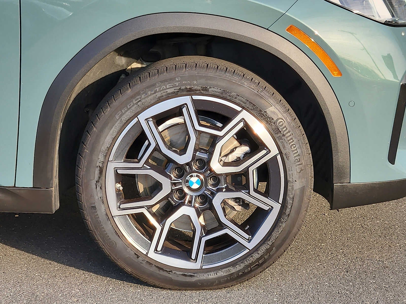 2025 BMW X2 xDrive28i xDrive28i