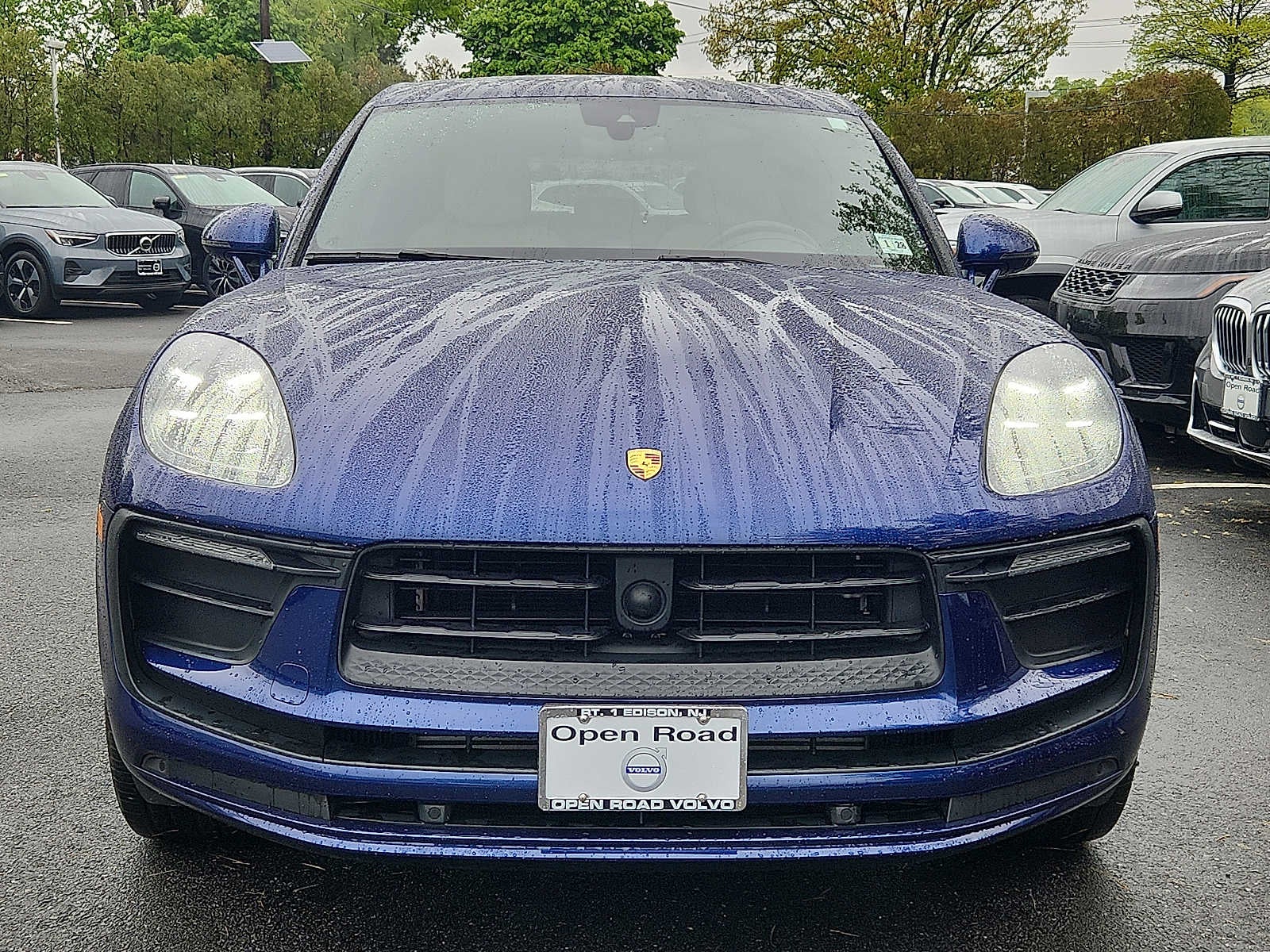 2023 Porsche Macan Base