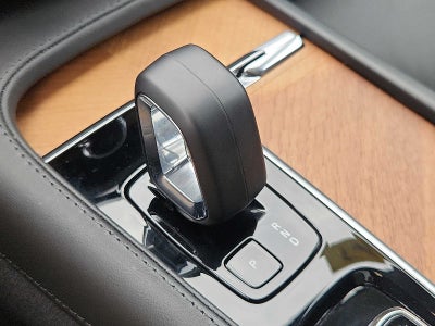 2024 Volvo XC90 Plus Bright Theme