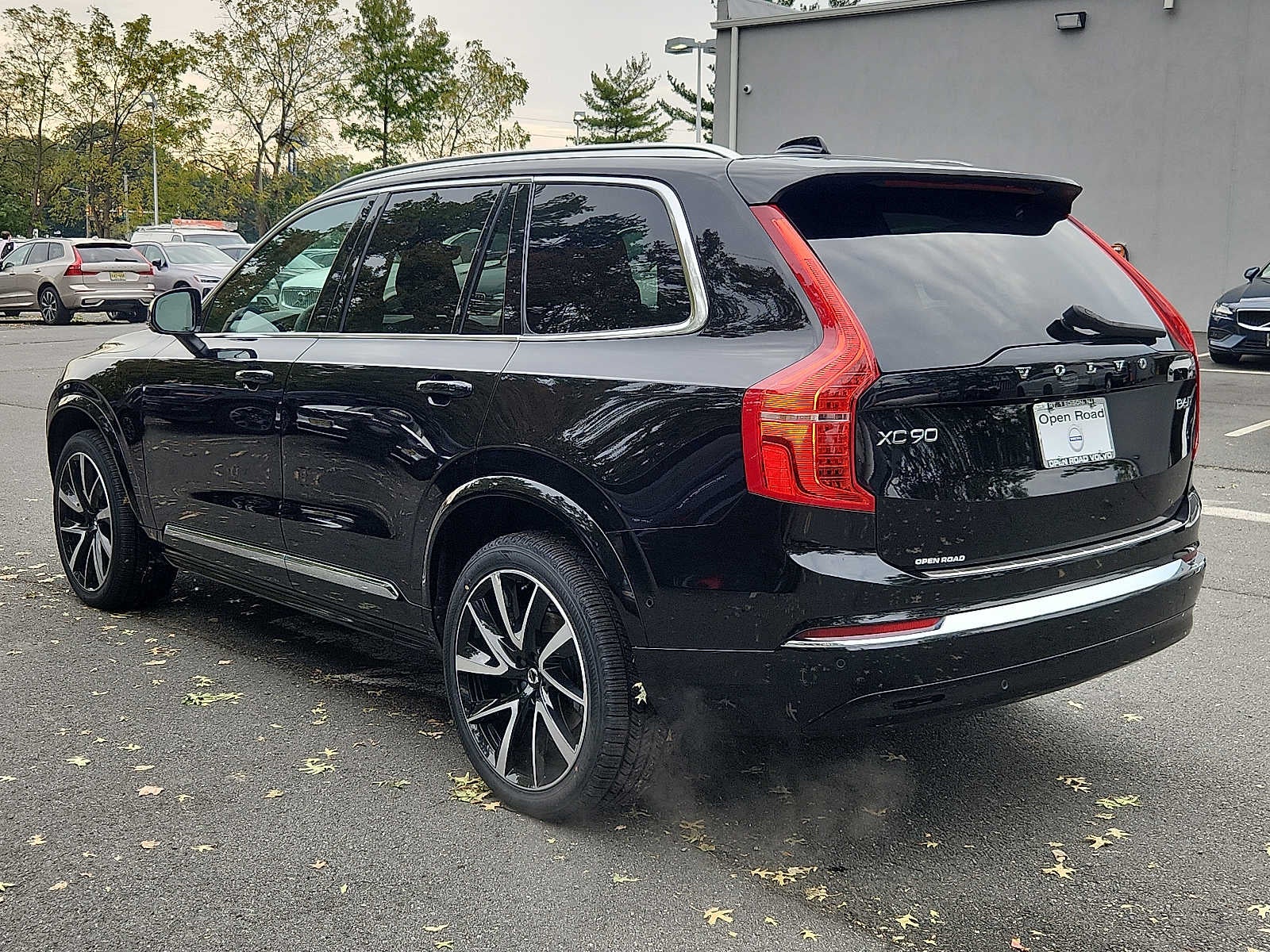 2024 Volvo XC90 Plus Bright Theme